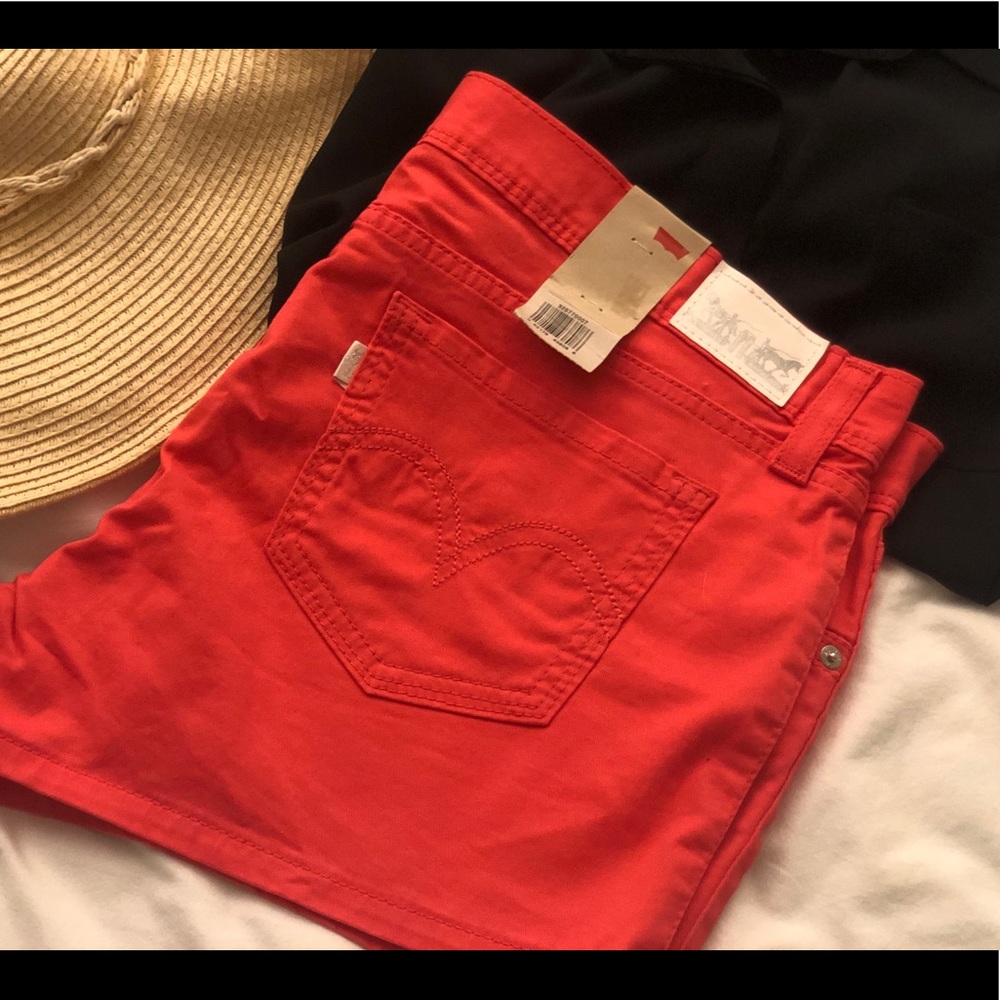 Levi’s Coral Shorts